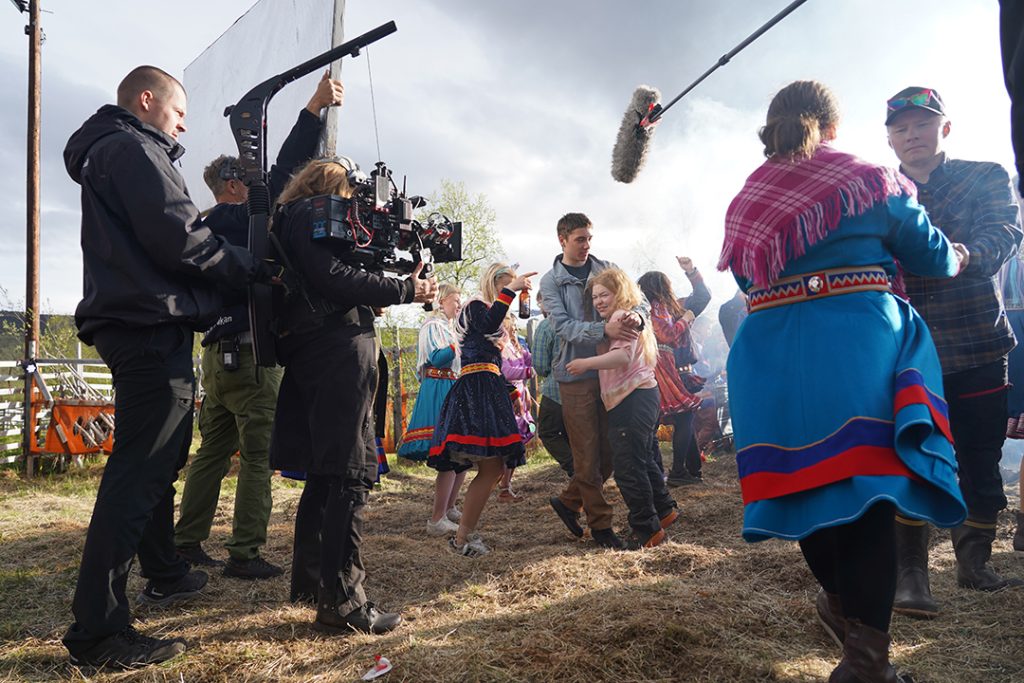 filmteam av förbannelsen på inspelningsplats